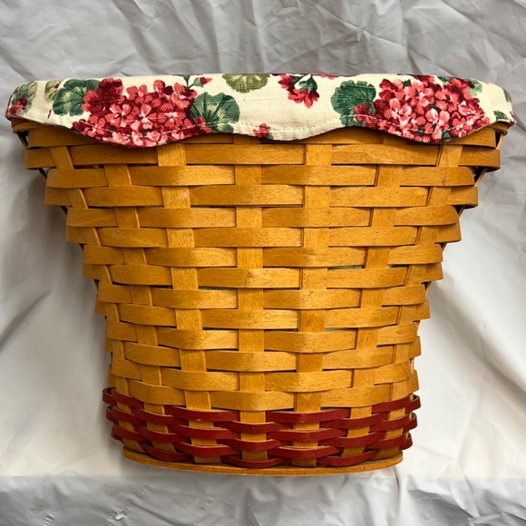 Longaberger May Geranium Basket 2002 - Picture 5 of 5